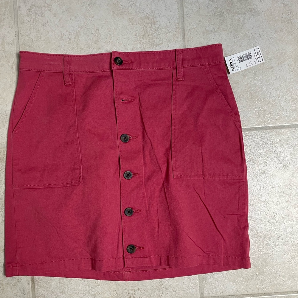 Women's Button-Front Skirt in Red